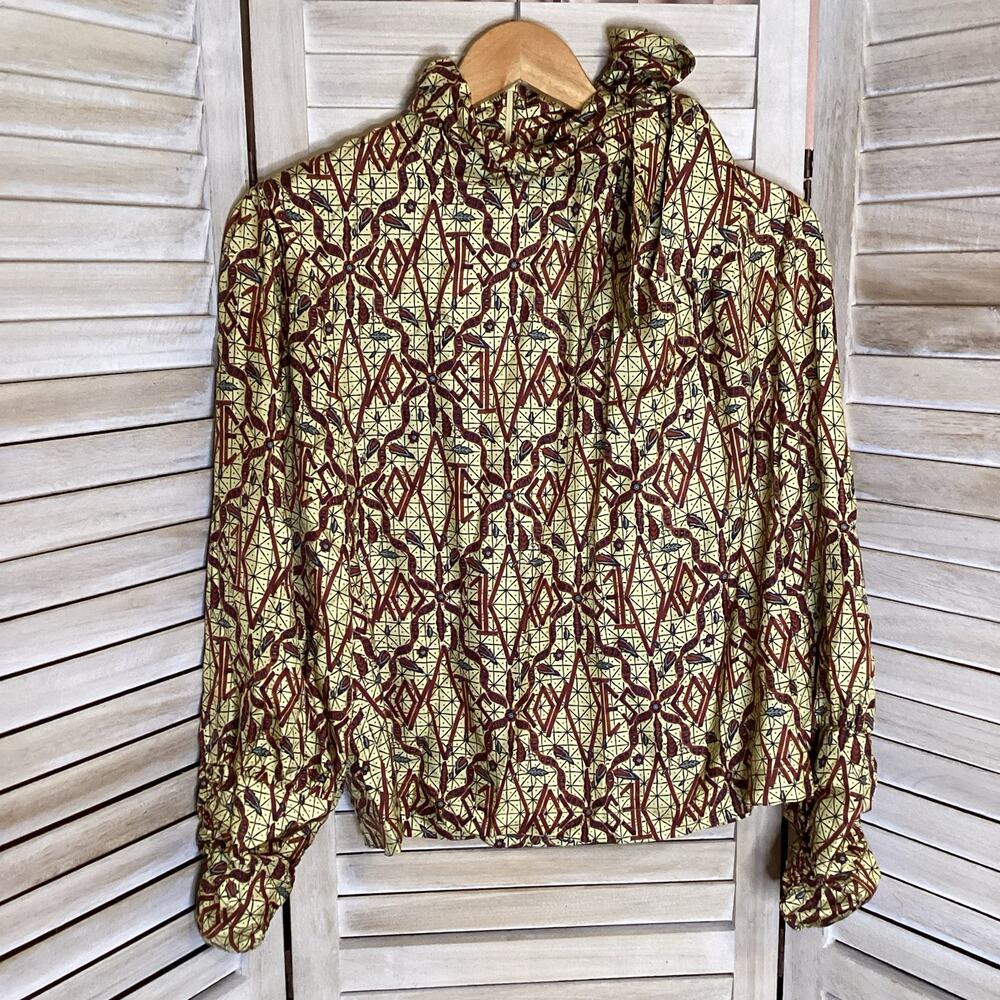 Les Coyotes De Paris High Neck 100% Silk Cropped Bow Blouse 36 4 S